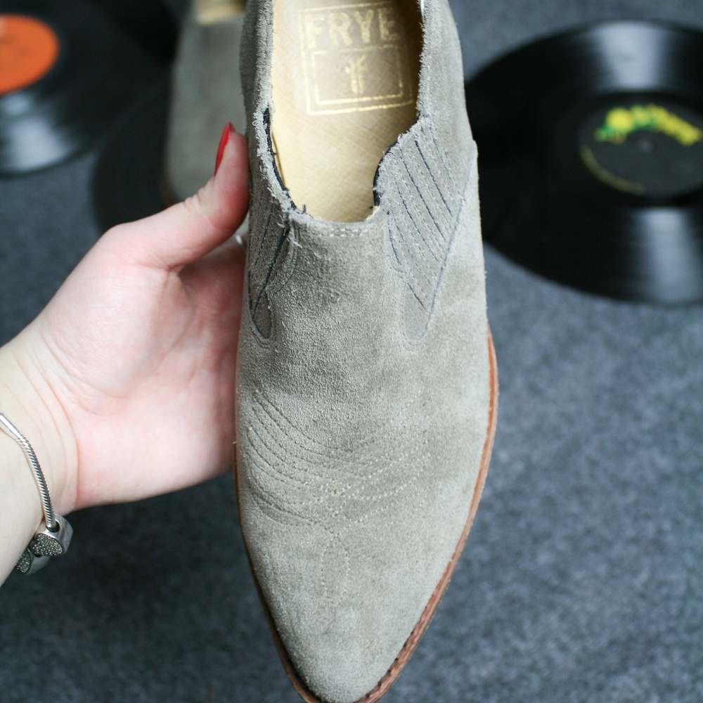 🤠 grey Frye bootie - Picture 6 of 10